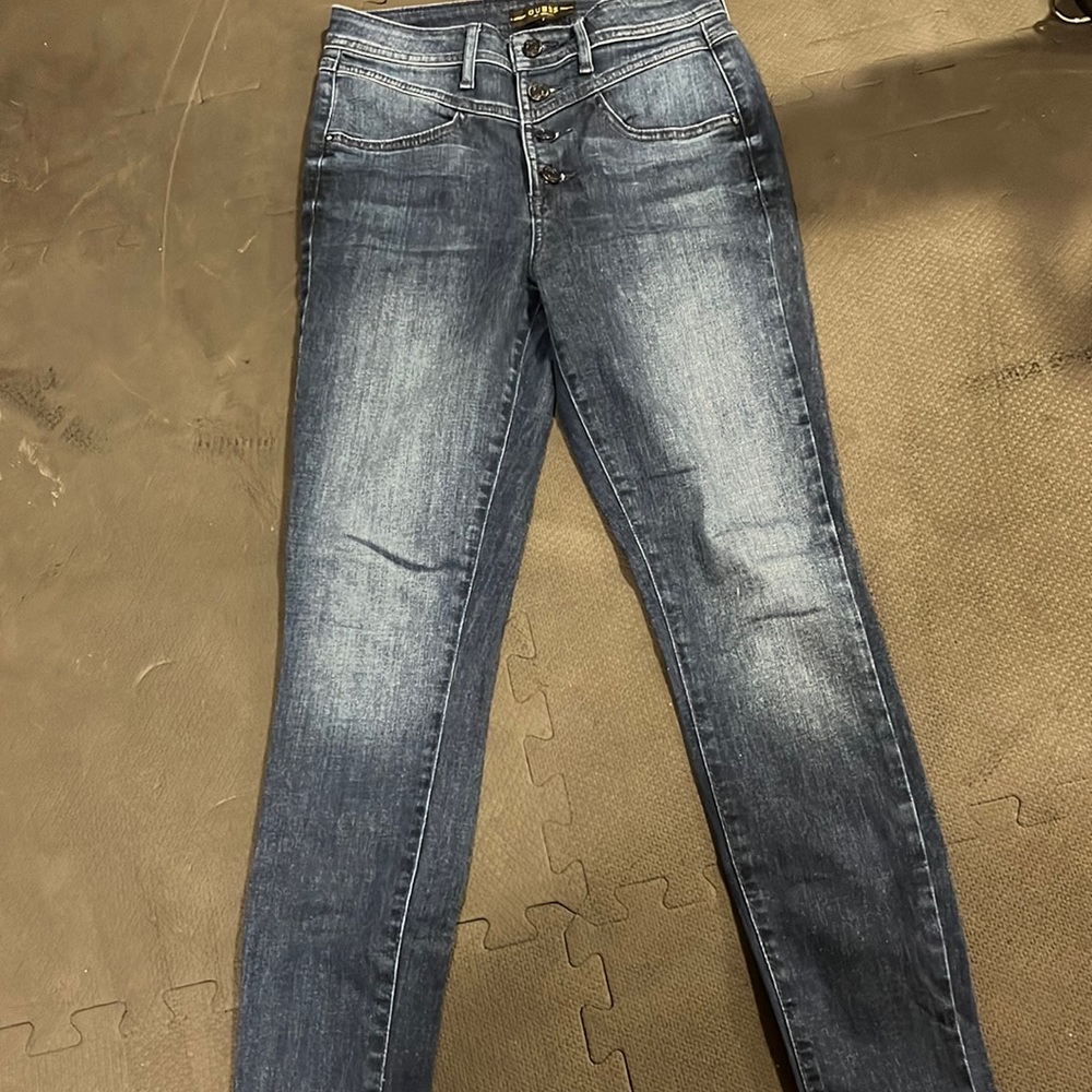 Dark Guess skinny jeans size 27 with buttons
